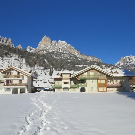 Residence Holiday Pozza di Fassa Exteriör bild